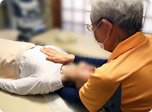 胸椎第4番（呼吸のキーストーン）